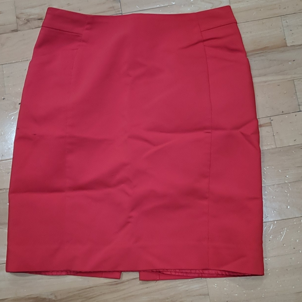 HM coral pencil skirt with pockets